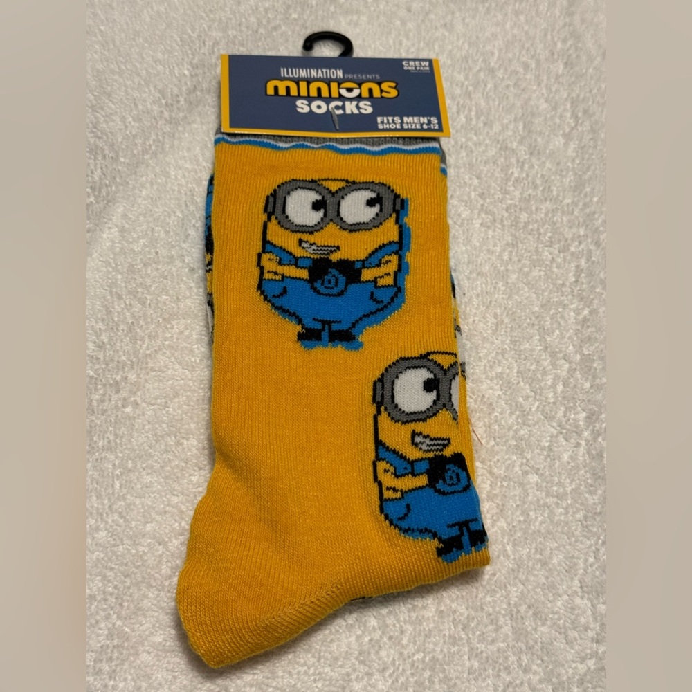 #1500 Minions Character Crew Socks Yellow with Minion Motif Fits Adult Size 6-12